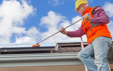 Hanging Bank soft wash roof cleaning